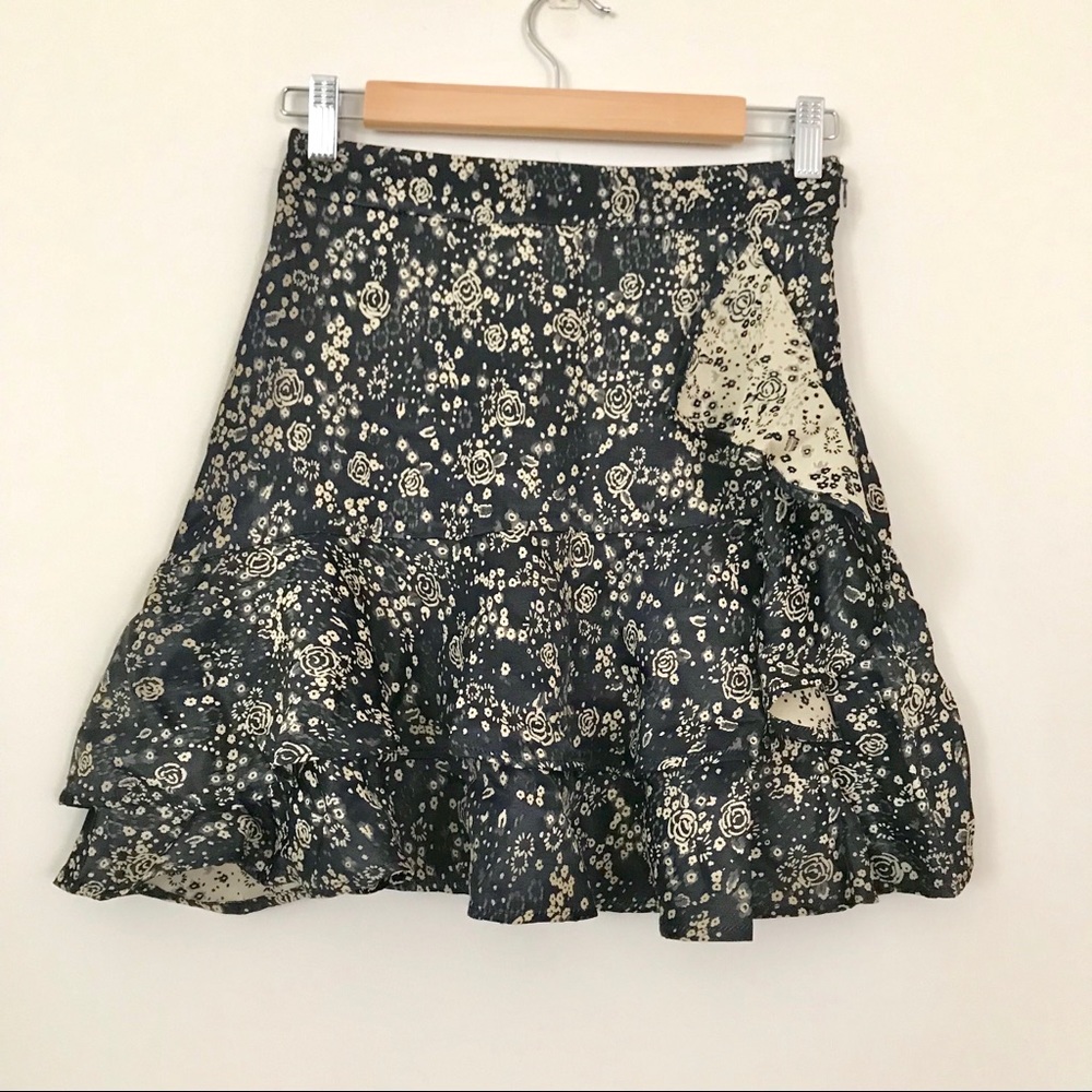 Zara ruflle skirt